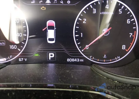 2015 Kia K900 Luxury z USA, uszkodzony, nr VIN KNALW4D41F6017215